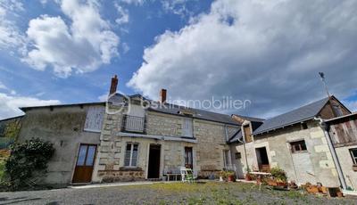 Maison - 90 m² - 4 pièces