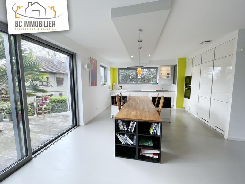 Maison - 174 m² - 6 pièces