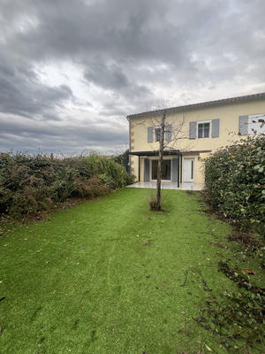 Maison - 93 m² - 4 pièces