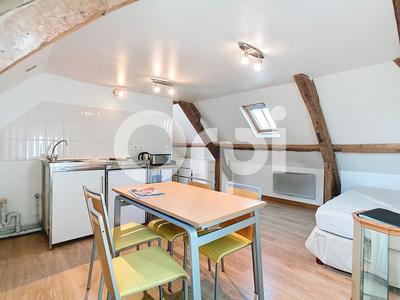 Studio - 18 m² - 1 pièce