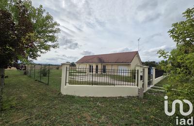 Maison - 92 m² - 5 pièces