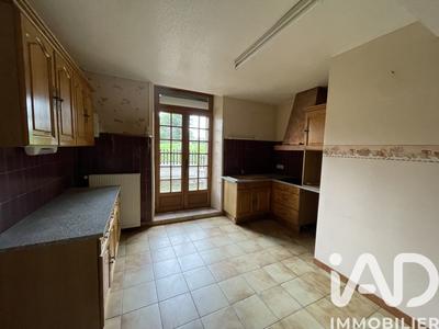 Maison - 139 m² - 5 pièces
