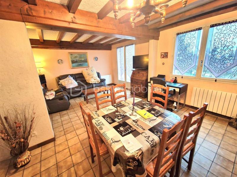 Maison jumelée - 90 m² - 5 pièces