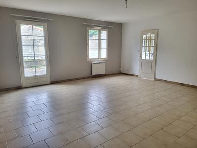 Maison ancienne - 202 m² - 9 pièces