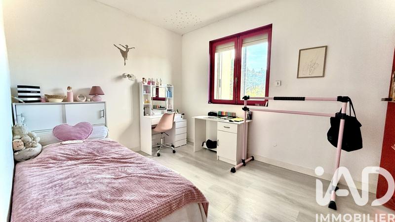 Maison - 106 m² - 5 pièces