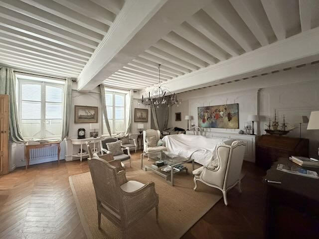 Propriété - 400 m² - 11 pièces