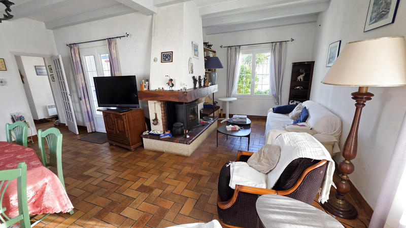 Maison - 91 m² - 5 pièces