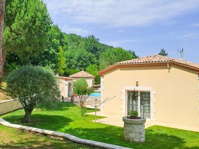 Maison - 134 m² - 4 pièces