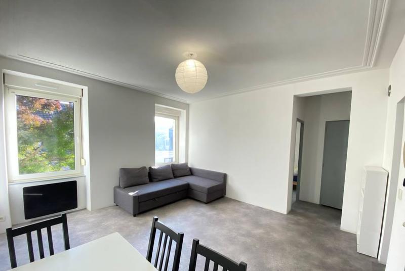 Immeuble - 210 m² - 12 pièces