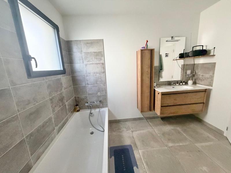 Maison - 81 m² - 3 pièces