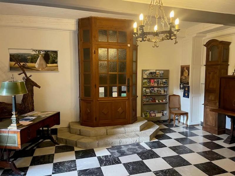 Château - 585 m² - 20 pièces