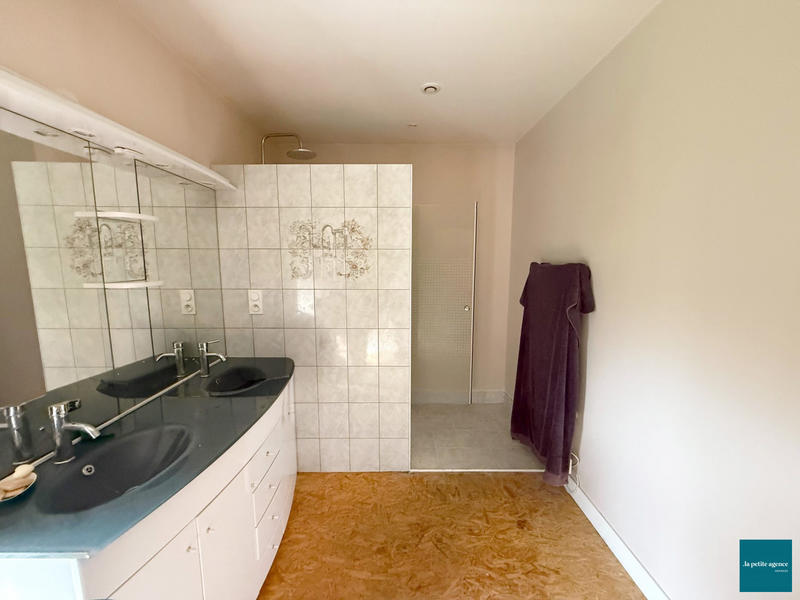 Maison - 94 m² - 3 pièces