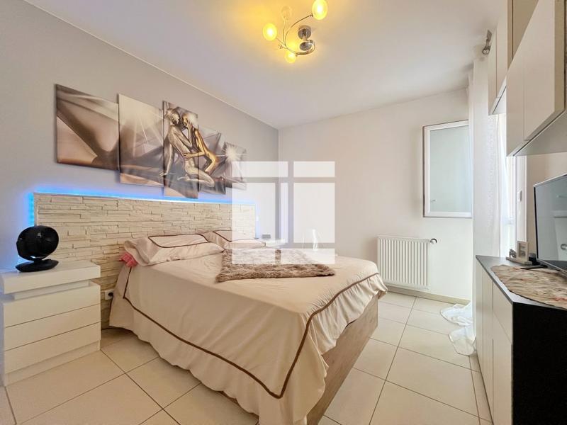 Appartement - 79 m² - 4 pièces