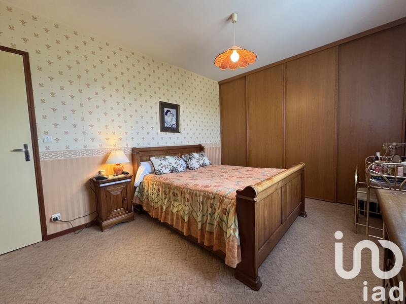 Maison - 180 m² - 7 pièces