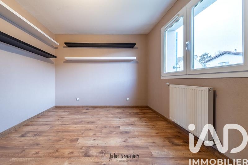Maison de village - 90 m² - 5 pièces