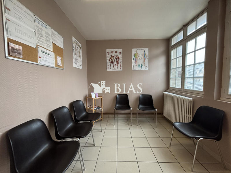 Local d'activités - 62 m² - 3 pièces