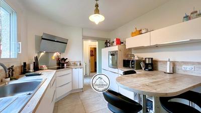 Maison - 102 m² - 4 pièces