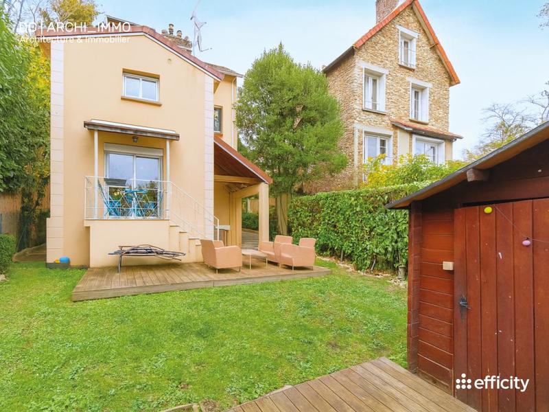 Maison - 110 m² - 5 pièces