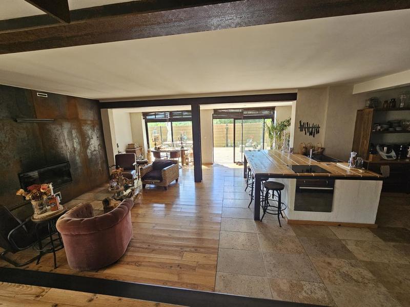 Maison - 175 m² - 4 pièces