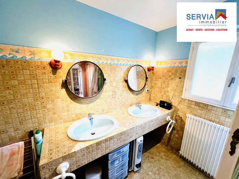 Maison ancienne - 151 m² - 8 pièces