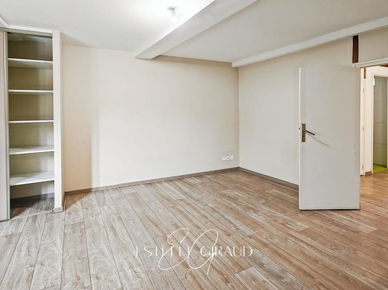 Maison - 97 m² - 5 pièces