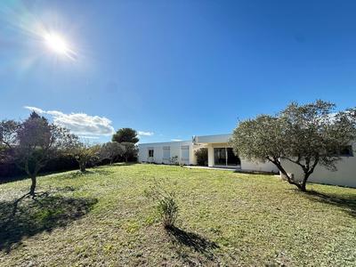 Maison - 151 m² - 6 pièces