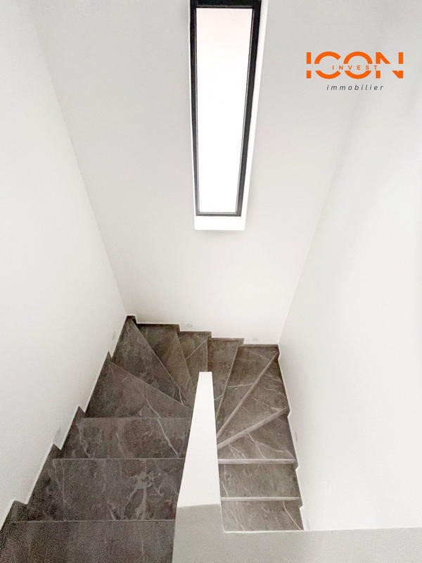 Maison - 125 m² - 5 pièces