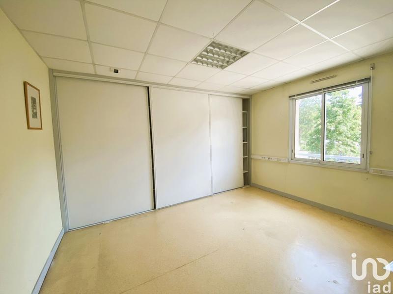 Bureau - 220 m² - 12 pièces
