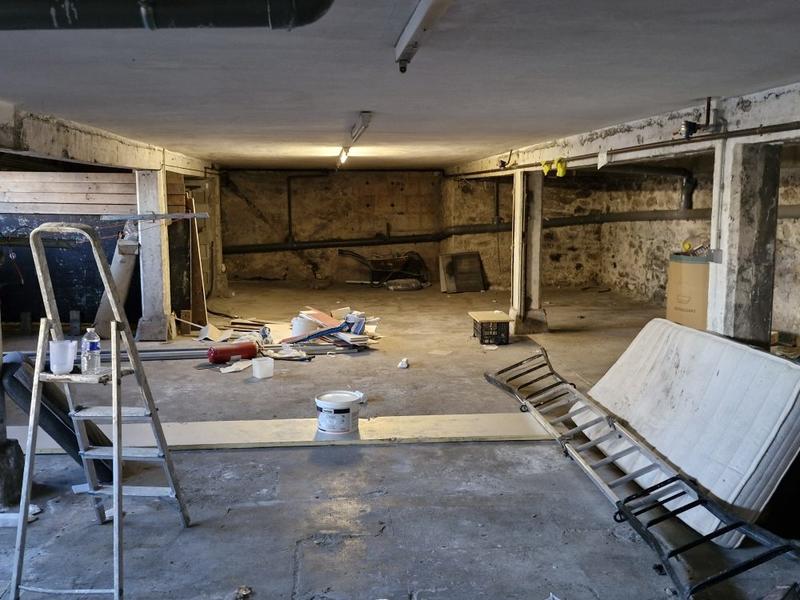 Fonds de commerce - 200 m²