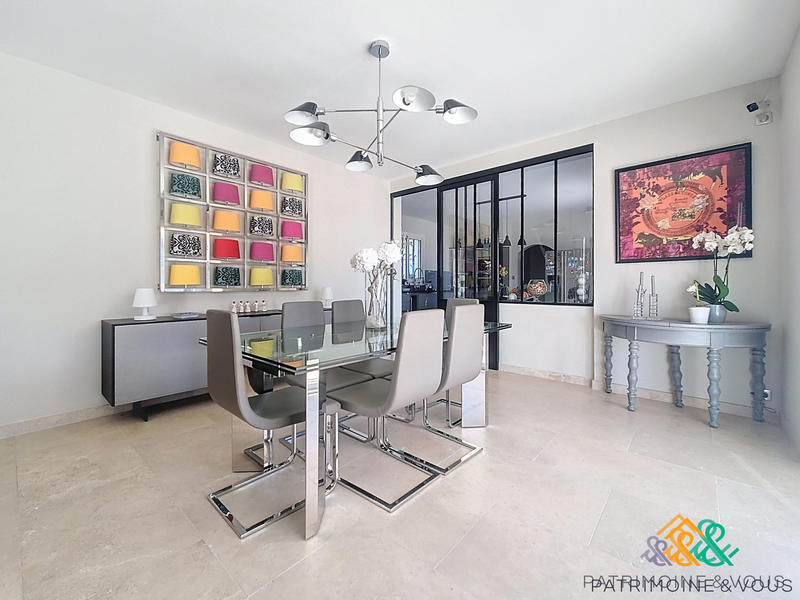 Maison - 187 m² - 5 pièces