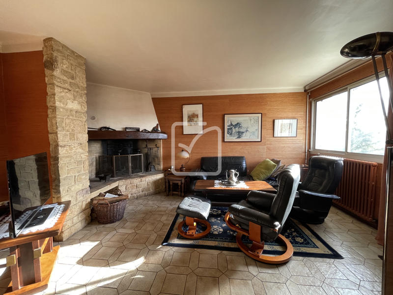 Maison - 170 m² - 7 pièces