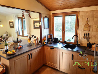 Maison - 96 m² - 4 pièces