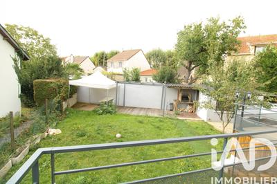 Maison - 98 m² - 5 pièces