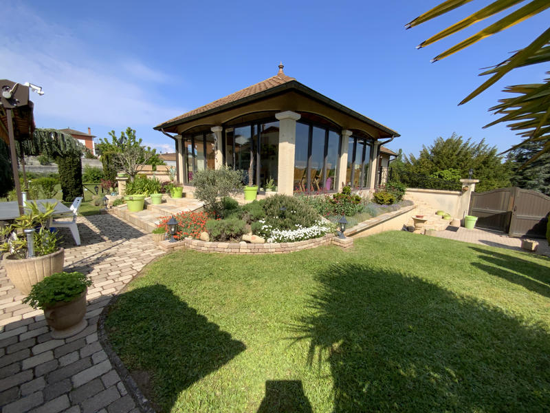 Maison - 146 m² - 7 pièces