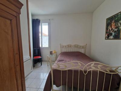 Maison traditionnelle - 82 m² - 4 pièces