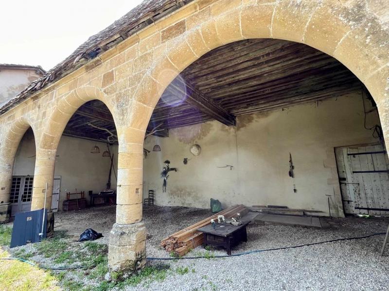 Maison - 388 m² - 15 pièces