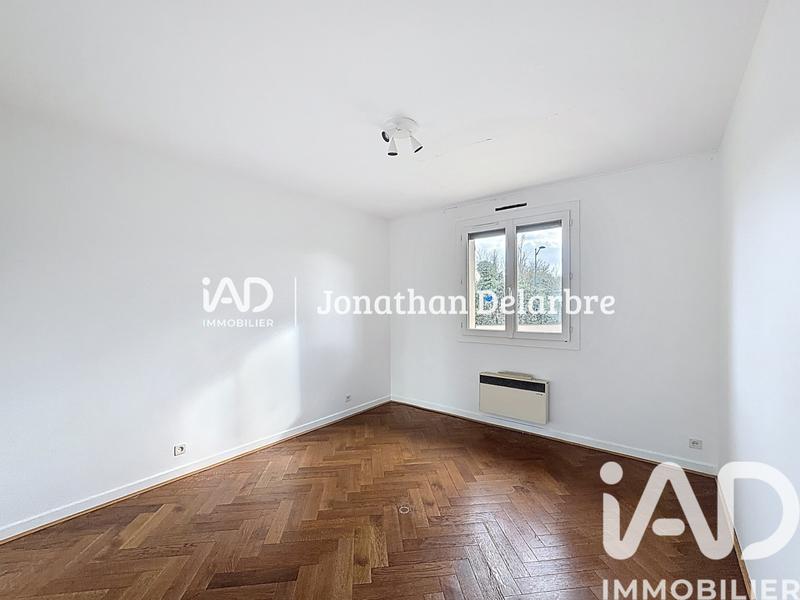 Maison - 220 m² - 8 pièces