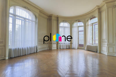 Appartement - 120 m² - 4 pièces