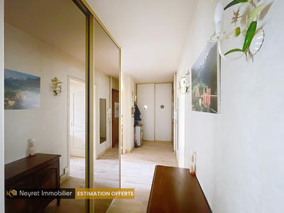 Appartement - 89 m² - 4 pièces