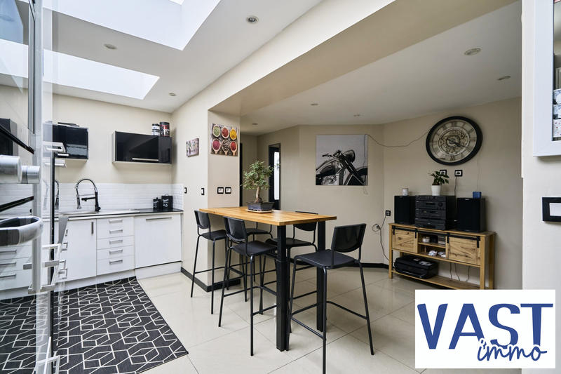 Maison - 135 m² - 5 pièces