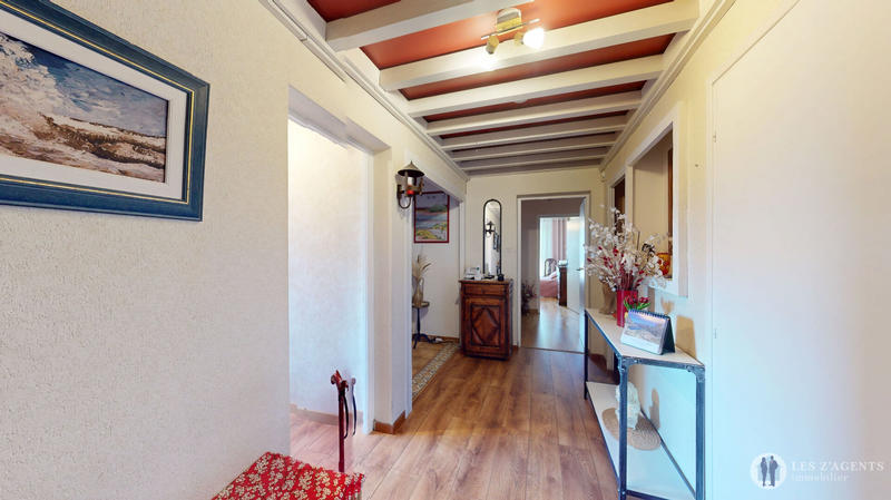 Appartement - 102 m² - 4 pièces