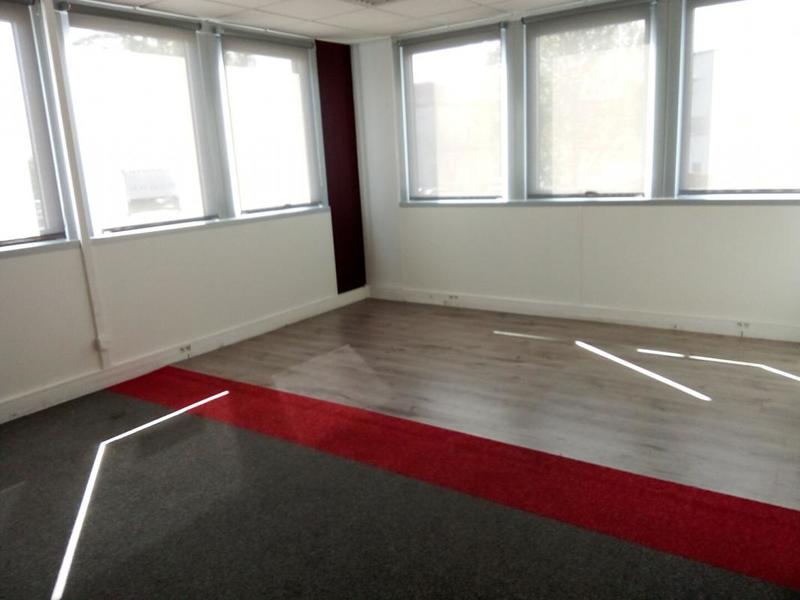 Bureau - 27 m² - 1 pièce