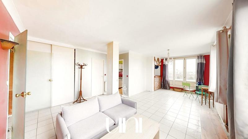 Appartement - 100 m² - 4 pièces