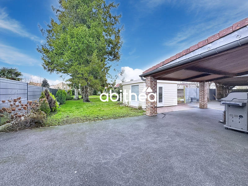 Maison - 181 m² - 7 pièces