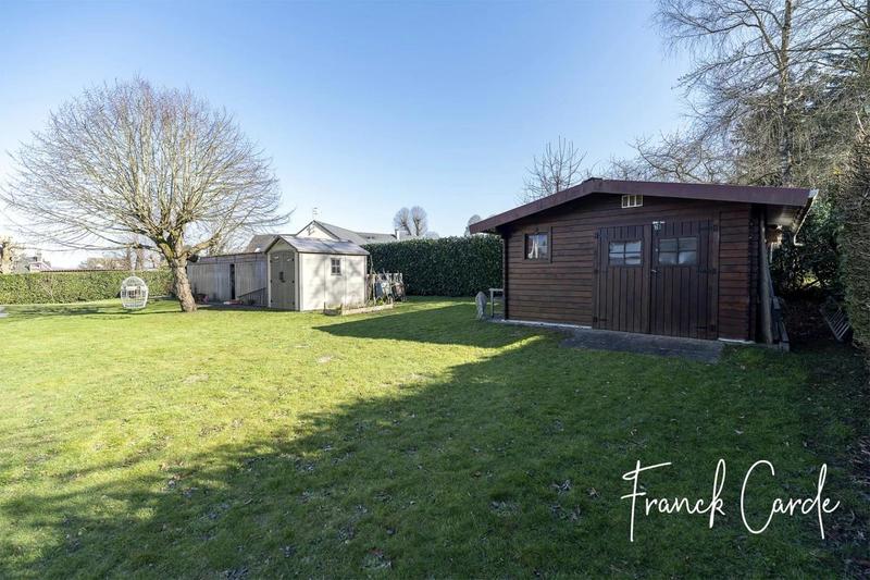 Villa - 225 m² - 8 pièces