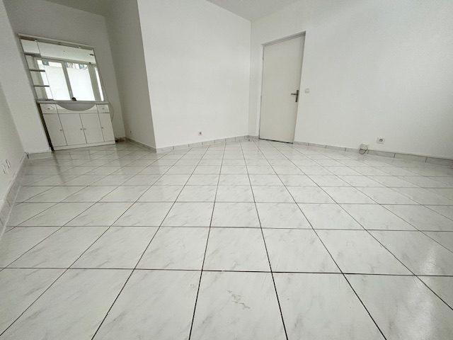 Appartement - 18 m² - 1 pièce