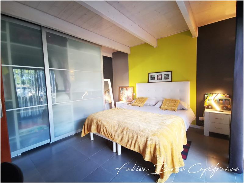 Maison - 180 m² - 10 pièces