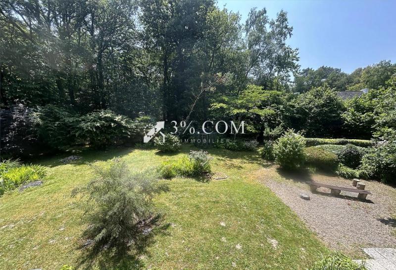 Maison - 205 m² - 8 pièces