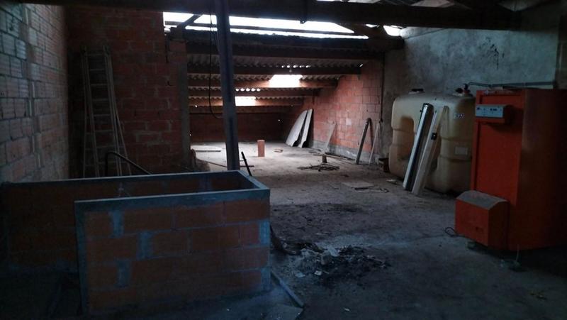 Maison - 320 m² - 8 pièces