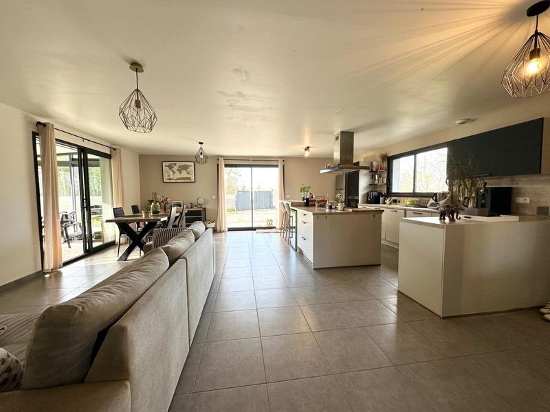 Maison - 120 m² - 5 pièces